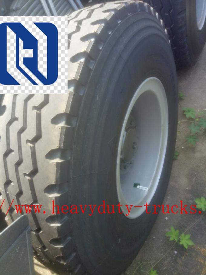 Camion de moteur de cheville ouvrière de 2,0 pouces, camion de tracteur de rouleur de SINOTRUCK HOWO 371HP 6x4 10