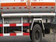 Camion-citerne aspirateur liquide de nouveau pétrole de haute performance 5,65 mètres cubes/camions transport d'huile/carburant